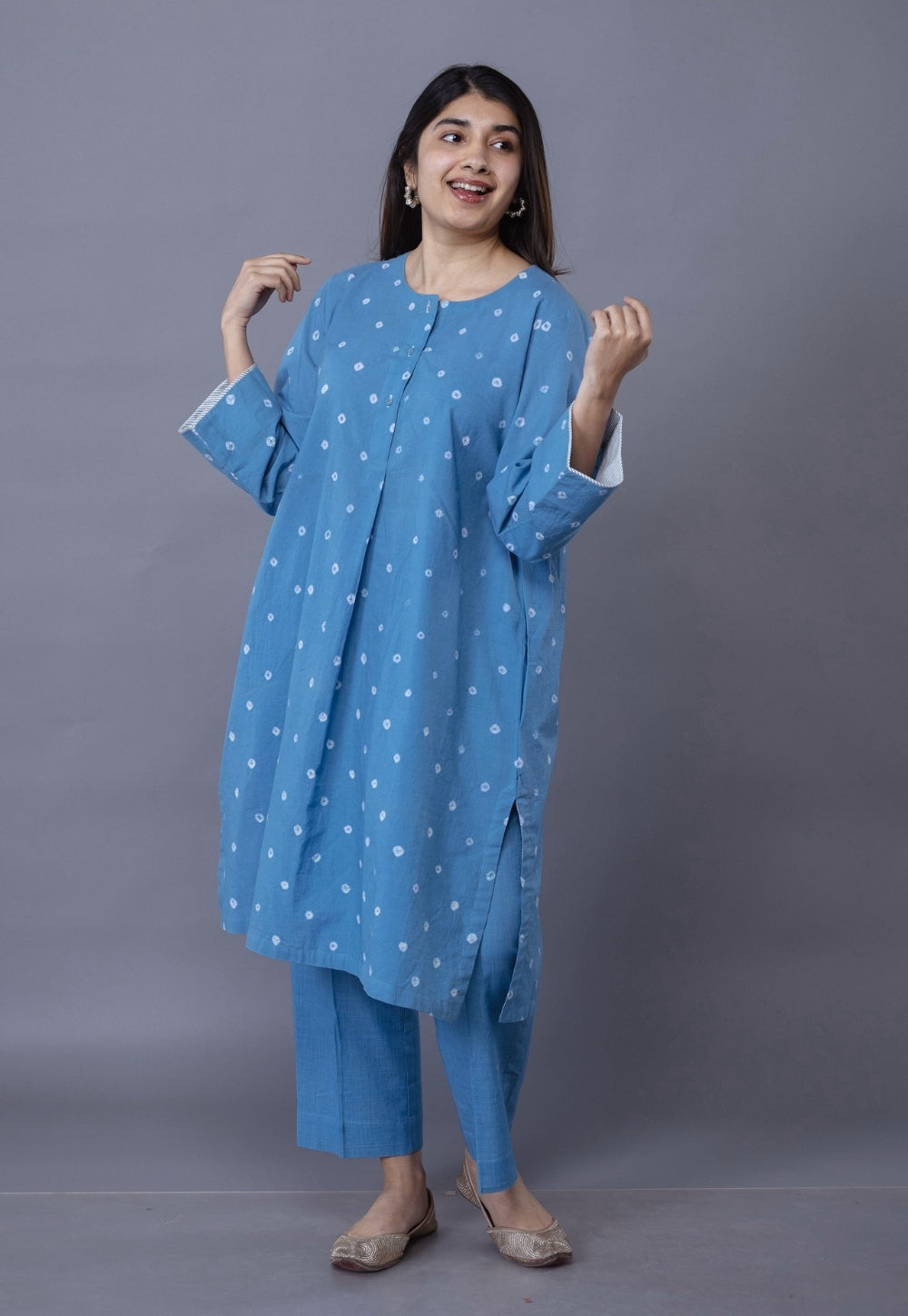 Kaaya Blue Bandhani Cotton Straight Kurta Set (Set of 2)