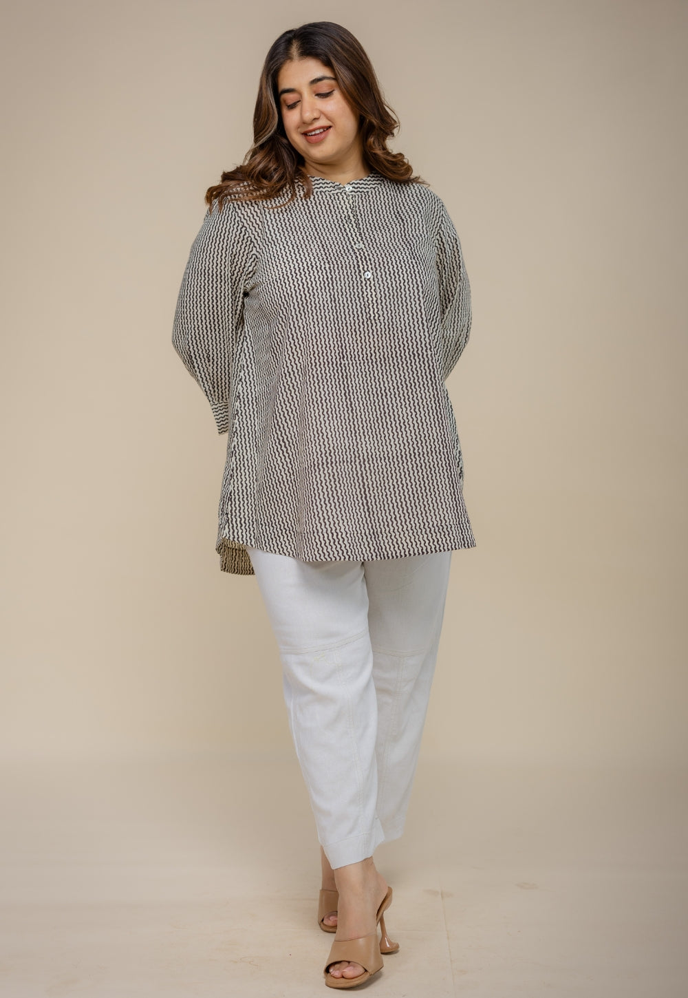 Daisy Off White Hand Block Print Cotton Straight Short Top