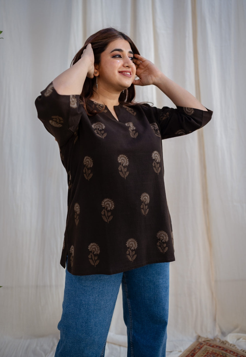 Izah Dabu Slub Cotton Top