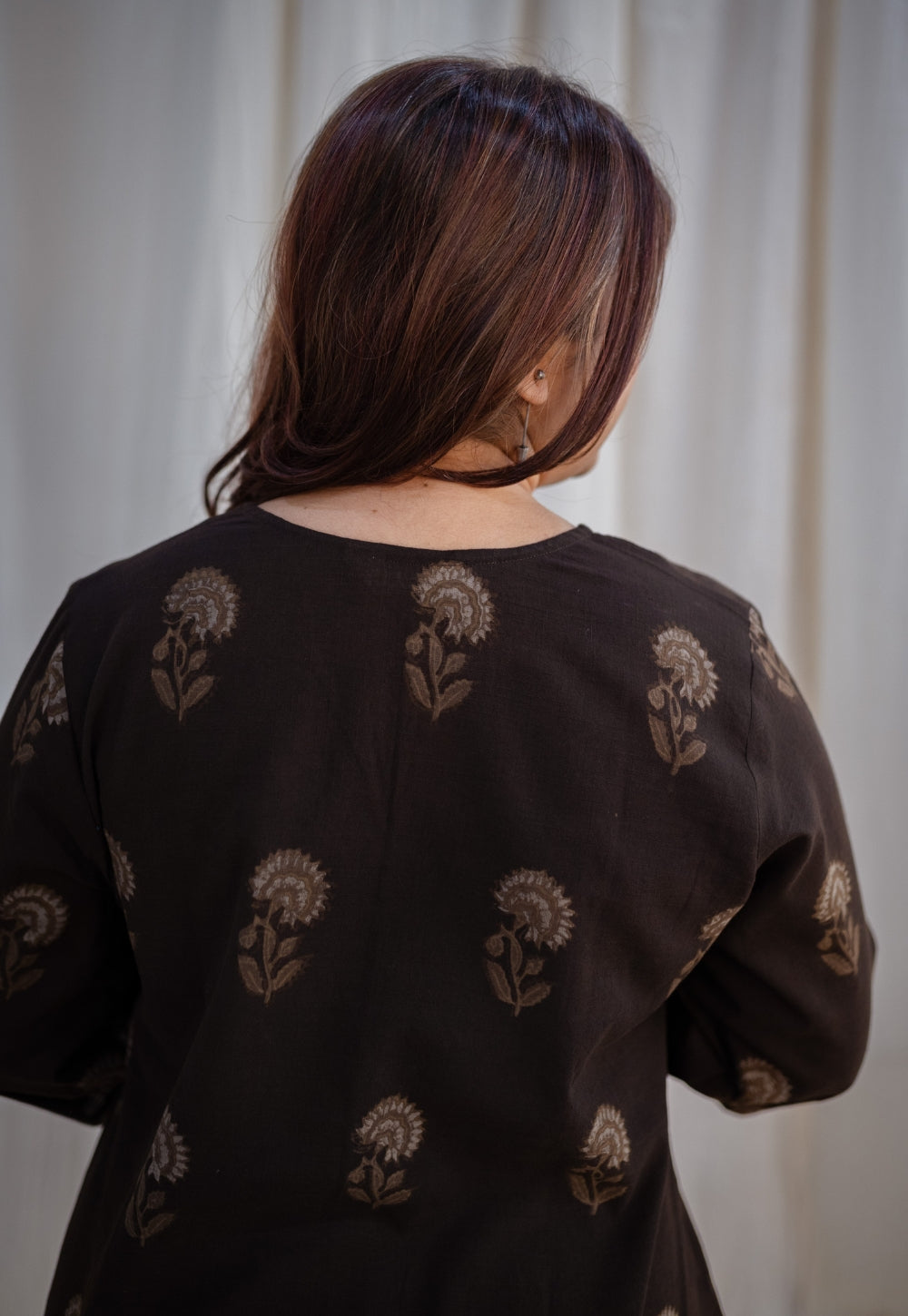 Izah Dabu Slub Cotton Top