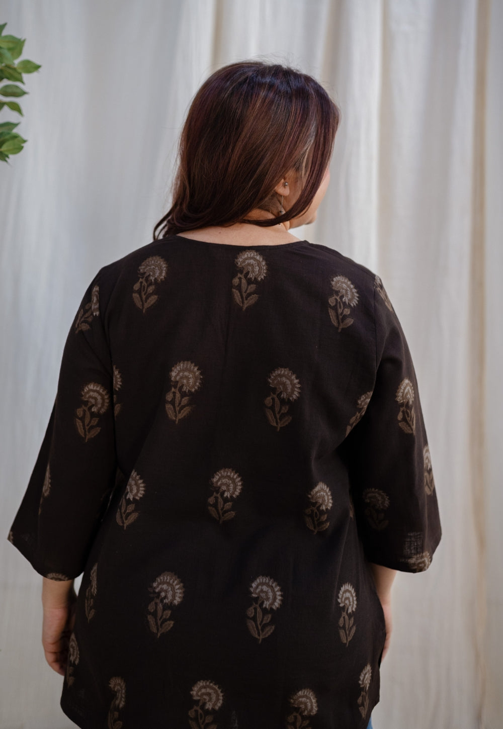 Izah Dabu Slub Cotton Top