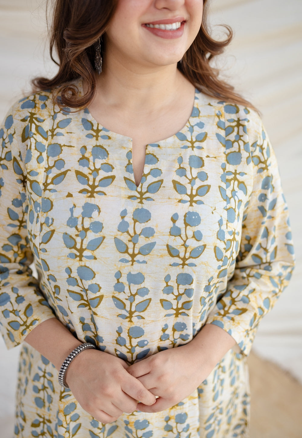 Kyra White Batik Kali Cotton Kurta