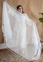 Felza Dabu Slub Cotton Hand Embroidered Kurta