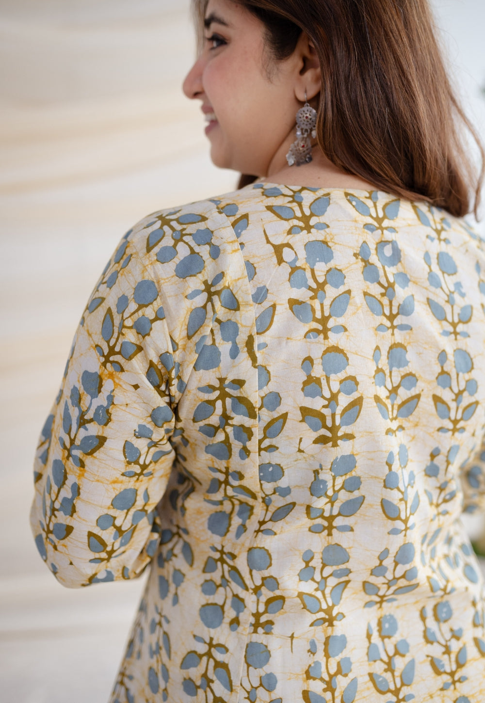 Kyra White Batik Kali Cotton Kurta