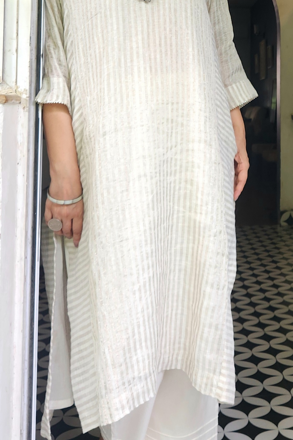 Handloom Linen and Zari set
