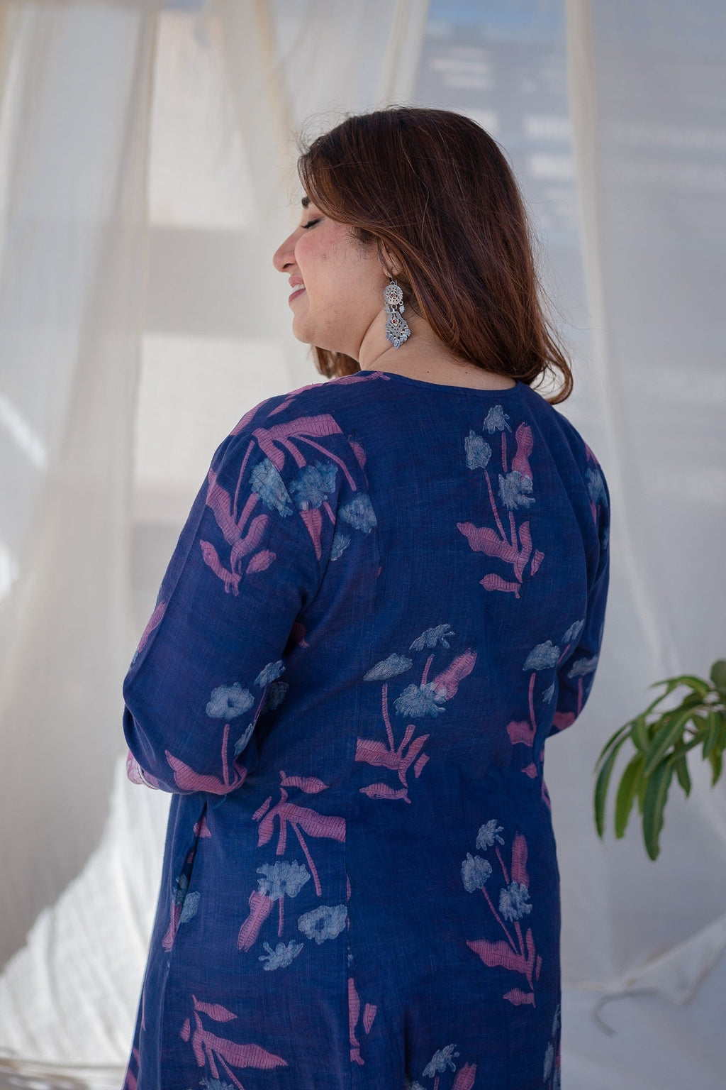 Minal Kali Slub Cotton Kurta